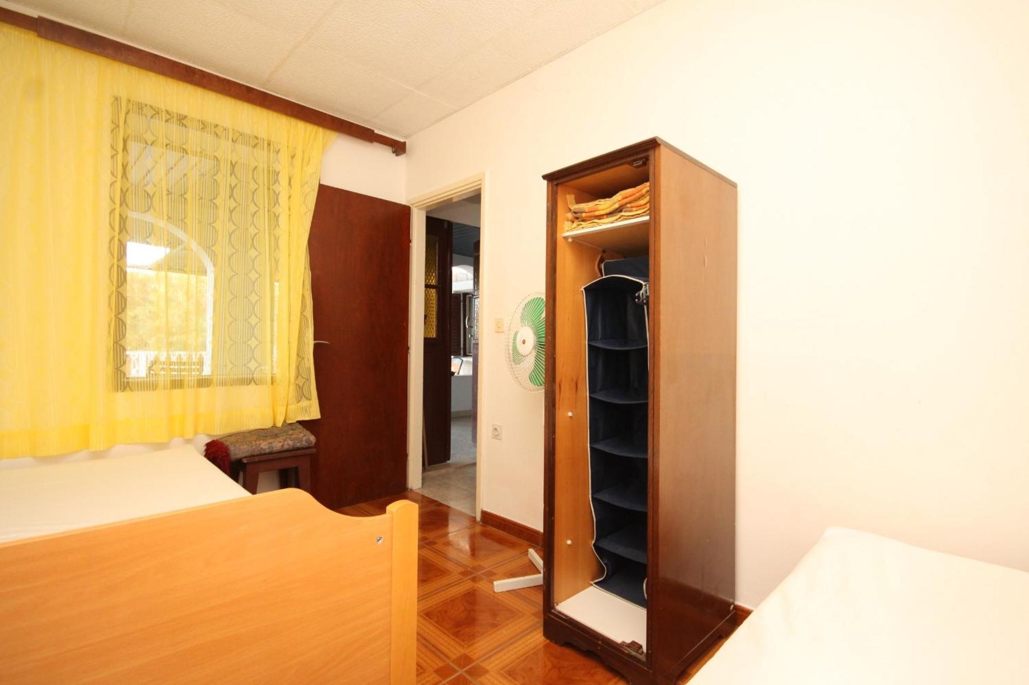 Apartments By The Sea Milna, Vis - 8913 Bilik gambar